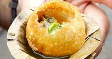 See it once and you will never eat Gol-Gappa again, you too will be blown away.