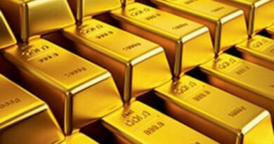 Gold costlier by Rs 100, silver down by Rs 800, see prices now