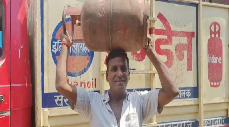 LPG cylinder cheaper by Rs 39.50 from today, price cut till January 1