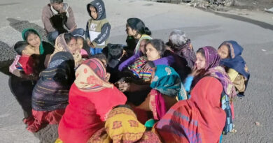 Heart-wrenching incident in Badaun in 17 pictures, blood scattered everywhere on the roof; innocent people kept running here and there to save themselves