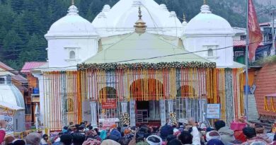 गंगा दशहरा पर गंगोत्री धाम में उमड़ा जनसैलाब, श्रद्धा और भक्ति से सराबोर हुआ पूरा धाम