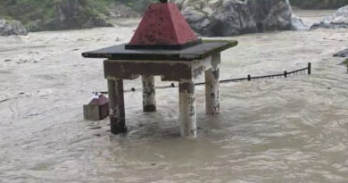 सावन में आस्था का अद्भुत संगम! मां अलकनंदा ने किया कोटेश्वर महादेव का जलाभिषेक, गुफा तक पहुंची नदी