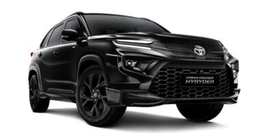 Toyota Hyryder का Aero Black Edition पैकेज हुआ लॉन्च, मिलेगा ब्लैक आउट एक्सटीरियर, जानें कीमत