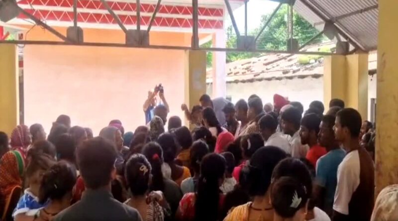 हल्द्वानी में रक्षाबंधन पर जेल पहुंची बहनें, भाई को देख छलक पड़े आंसू, सम्मानजनक भविष्य की कामना