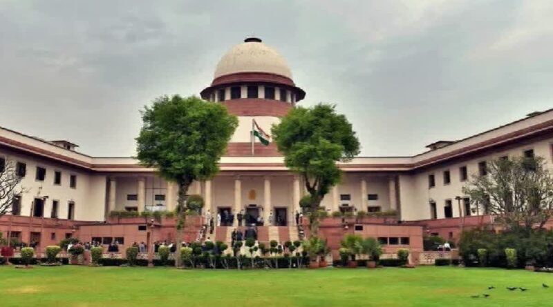 केंद्र ने सुप्रीम कोर्ट से कहा: फार्मा कंपनियों की गलत प्रथाओं के खिलाफ नियम बनाने के लिए पैनल बनेगा