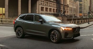Volvo XC60 और XC90 के लॉन्ग-रेंज प्लग-इन हाइब्रिड का खुलासा, जानें क्या हैं फीचर्स