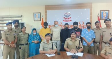 यूपी से उत्तराखंड के पहाड़ तक फैले नशा तस्करी नेटवर्क का भंडाफोड़, सद्दाम हुसैन के ‘व्हाट्सऐप चैट’ से पकड़े 6 स्मगलर